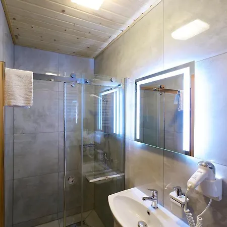 Gospodarstwo agroturystyczne Chmiel *