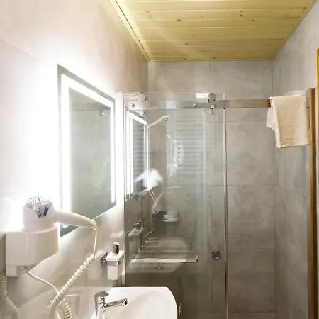 Chmiel Alloggio per agriturismo Sromowce Wyzne